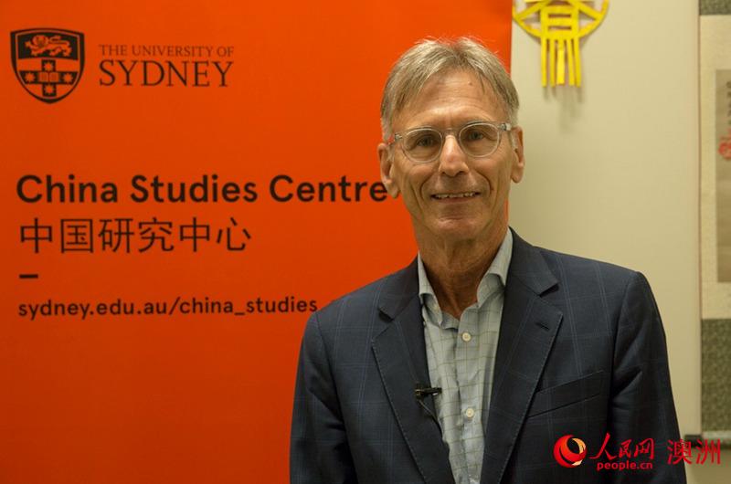 悉尼大學(xué)中國(guó)研究中心主任王安國(guó)通過人民網(wǎng)向廣大網(wǎng)友拜年