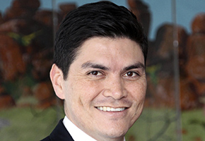 w Mr Craig CowdreyF(xin)ʢ_(d)ģSonder Australia¿(jng)ʢ_(d)һҌڰĴЇW(xu)ṩ24СrȫȫP(gun)cϵķ(w)˾
wǰһI(y)Ɏ߀(dn)^Ĵv⽻٣vЇͨ^(chung)kʢ_(d)wڴ_ڰЇW(xu)܉ի@ȫ옷ͳɹ
