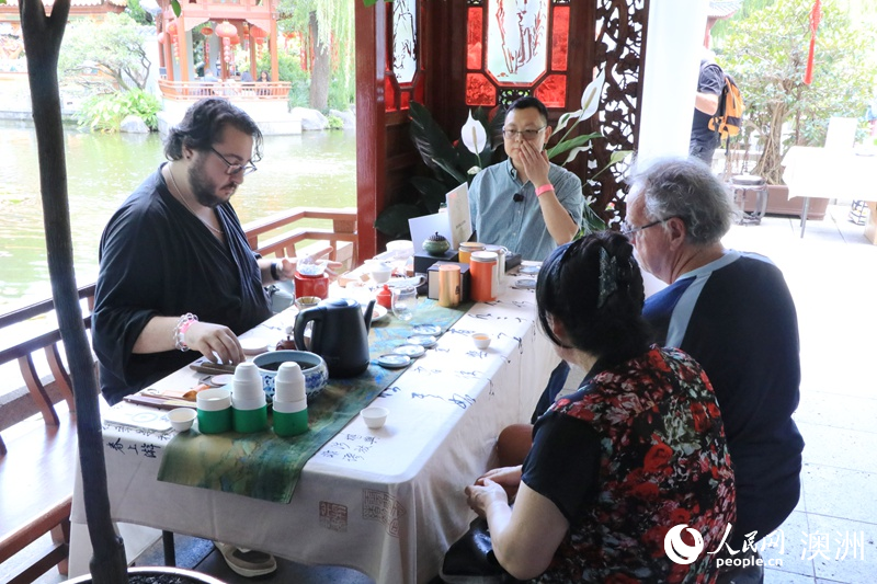 元宵游園會(huì)品茶體驗(yàn)區(qū)（攝影 王泉驕）