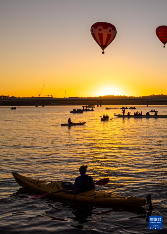 澳大利亞堪培拉舉行熱氣球節(jié)【2】