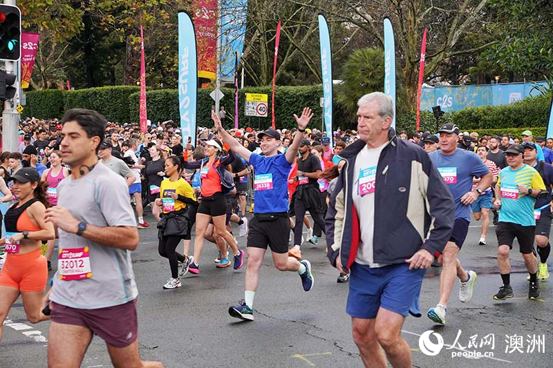 澳大利亞悉尼舉辦“City2Surf”趣味長跑比賽（攝影 陳芃蕾）