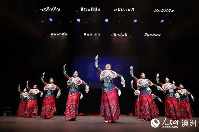 舞蹈詩《黎族家園》在悉尼歌劇院上演（攝影 劉美鷺）